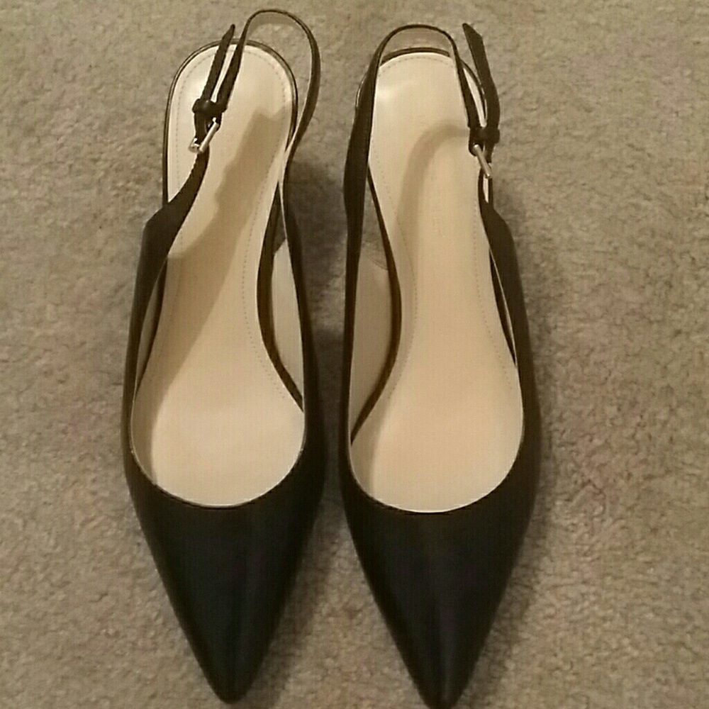 Marc Fisher Black Kitten heel sling back